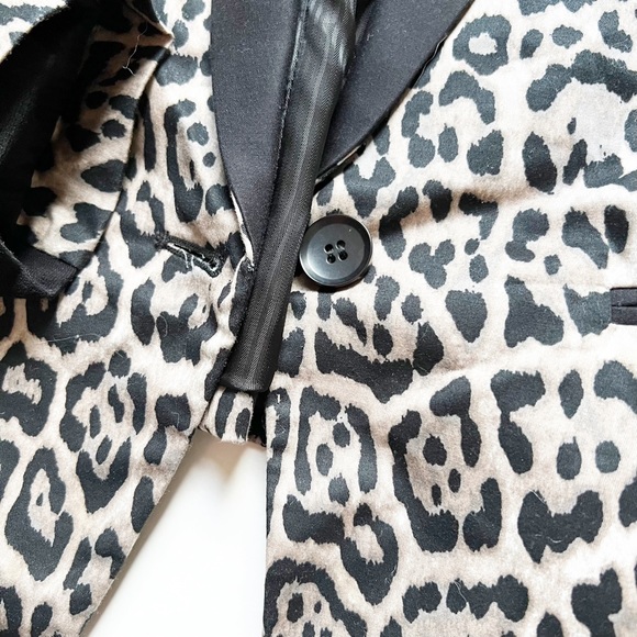 BCBGMaxAzria Bowie Tuxedo Blazer - Picture 5 of 6